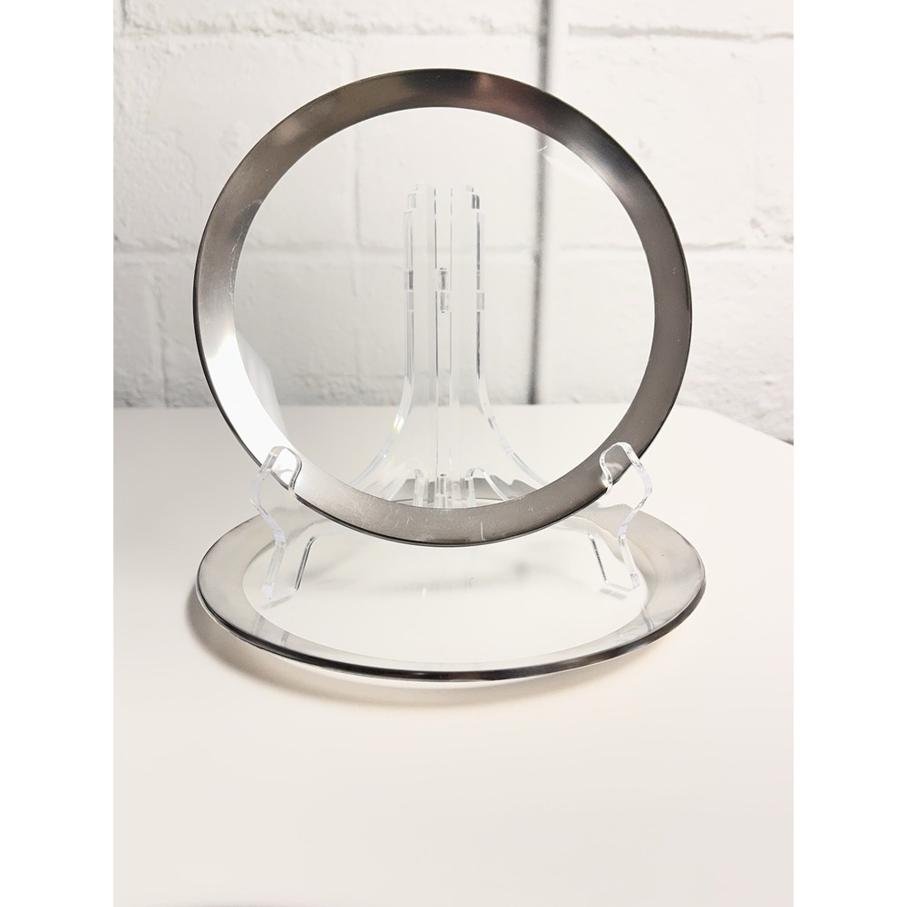 Set Of 2 Dorothy Thorpe Silver Rimmed Coupe Luncheon Plate 7 5/8" Salad Dessert